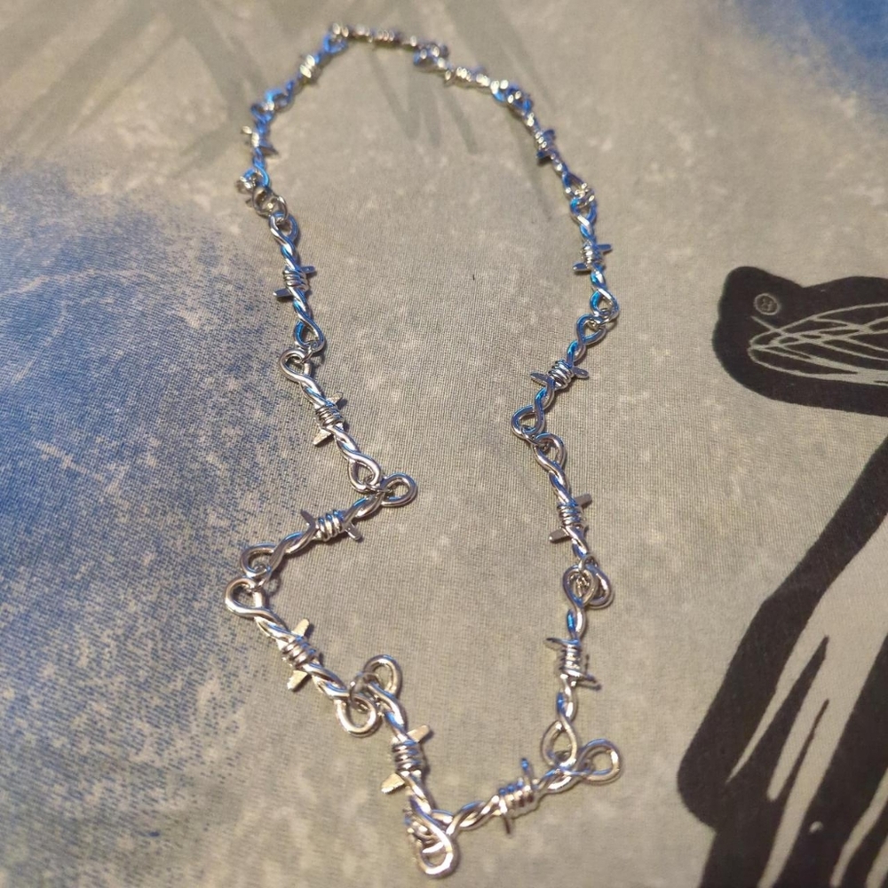 Y2K style Barbed wire thorn necklace chain men